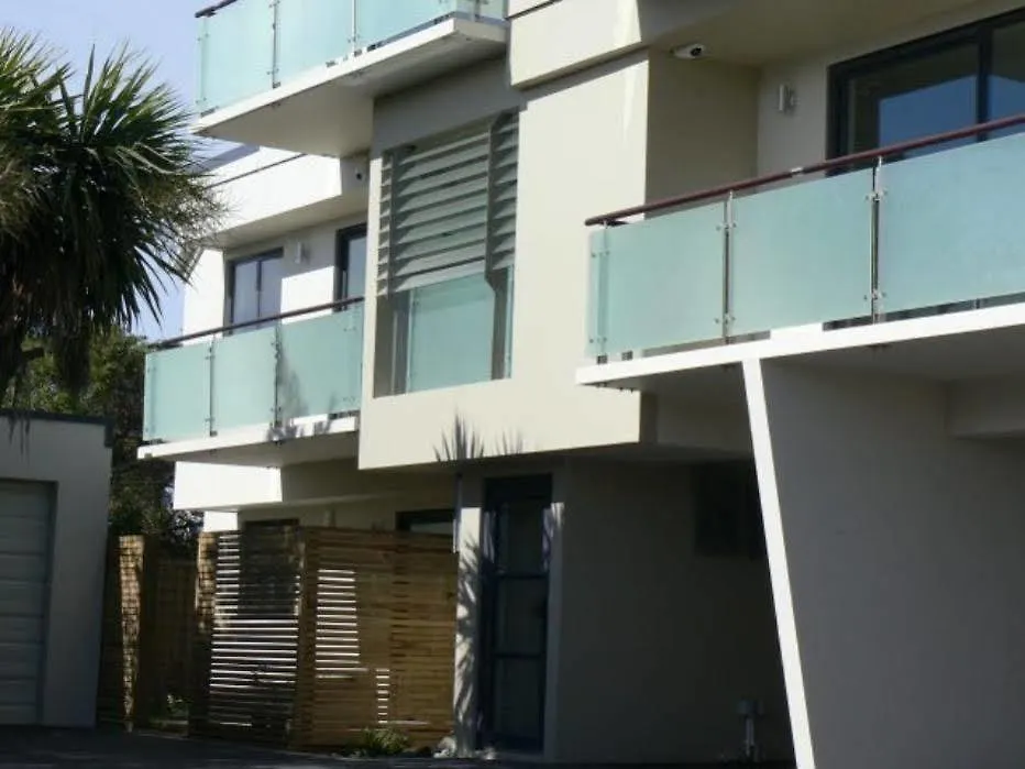 Beachlife Apartments location